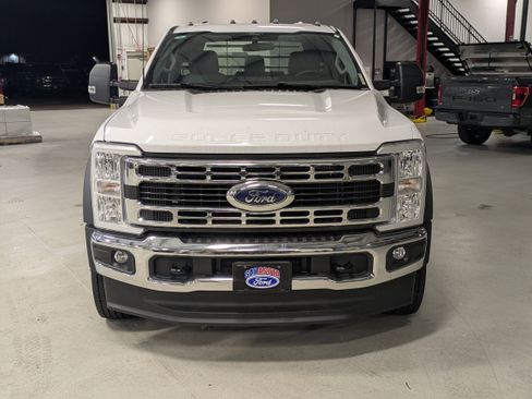 New 2025 Ford F550 4x4 Regular Cab Super Duty image 10
