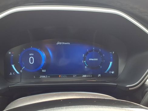 Certified 2022 Ford Escape SEL w/ Technology Package AWD/4WD image 30