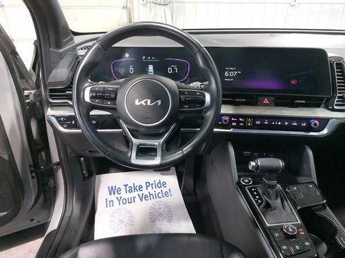 Used 2023 Kia Sportage X-Line w/ X-Line Premium Package AWD/4WD image 16