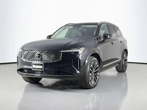 New 2026 Volvo XC90 T8 Ultra w/ Protection Package AWD/4WD image 3