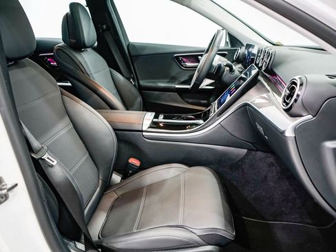 Used 2025 Mercedes-Benz C 300 Sedan image 16