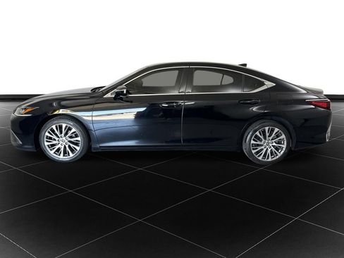 Used 2021 Lexus ES 250 w/ Premium Package AWD/4WD image 2