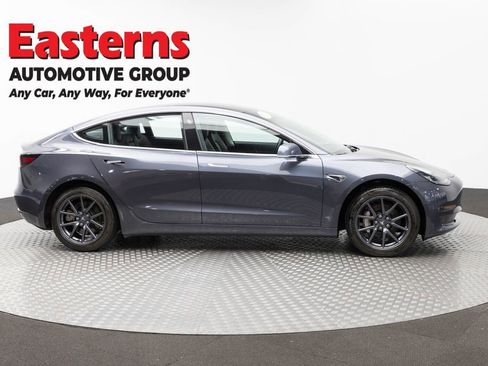Used 2018 Tesla Model 3 Long Range RWD image 4