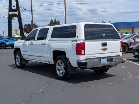 Used 2017 Chevrolet Silverado 1500 LTZ w/ High Desert Package AWD/4WD image 4