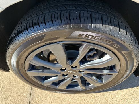 Used 2023 Chevrolet Equinox RS w/ RS Leather Package image 21