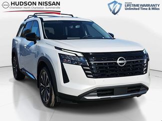 New 2026 Nissan Pathfinder Platinum w/ Cargo Package 360° Tour