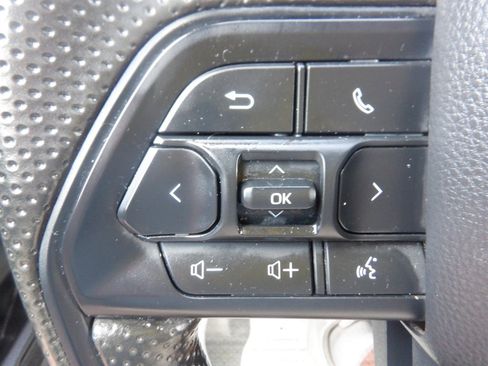 Used 2025 Toyota Tacoma SR RWD image 14