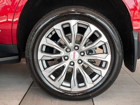 Used 2022 GMC Yukon Denali w/ Max Trailering Package AWD/4WD image 9