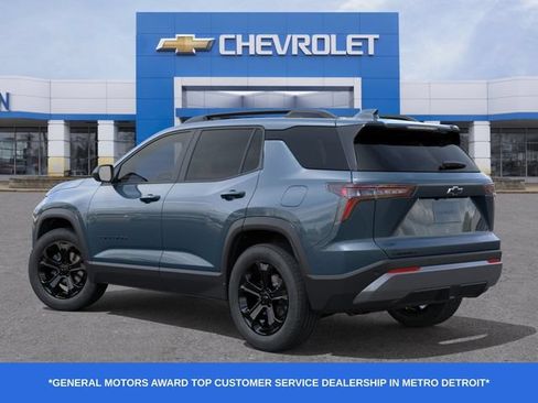 New 2026 Chevrolet Equinox LT w/ Convenience Package II FWD image 4