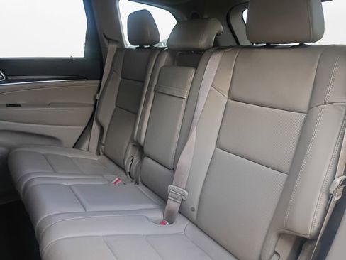 Used 2015 Jeep Grand Cherokee Limited w/ Luxury Group II image 22