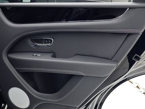 New 2025 Bentley Bentayga image 49