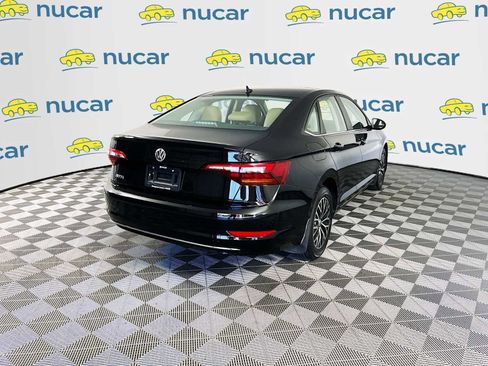 Used 2019 Volkswagen Jetta SE w/ Cold Weather Package image 7