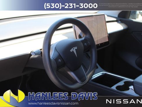 Used 2021 Tesla Model Y Long Range AWD/4WD image 13