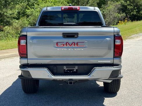 New 2025 GMC Canyon Elevation w/ Convenience Package image 12