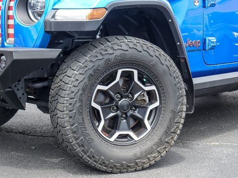 Used 2021 Jeep Gladiator Rubicon AWD/4WD image 3