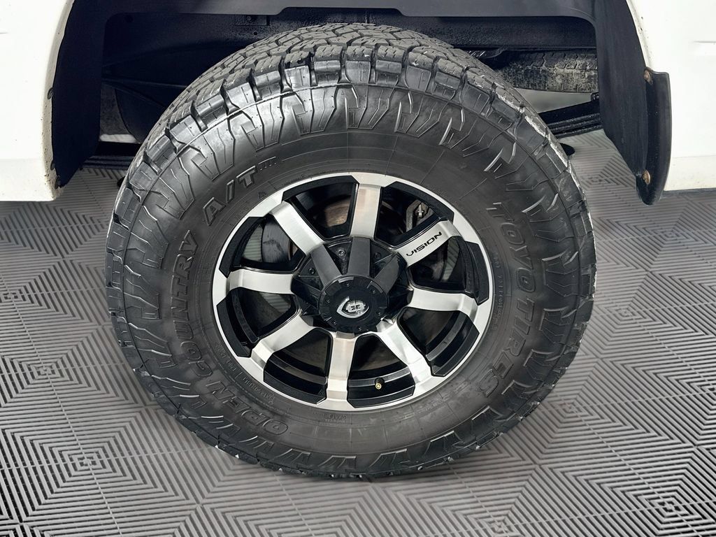 Used 2012 RAM 3500 SLT w/ Technology Group AWD/4WD image 25