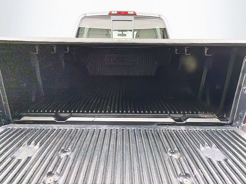 Used 2019 Nissan Frontier SV AWD/4WD image 24