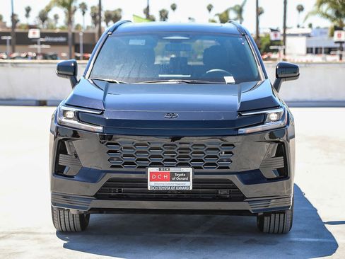 New 2026 Toyota RAV4 SE AWD/4WD image 3