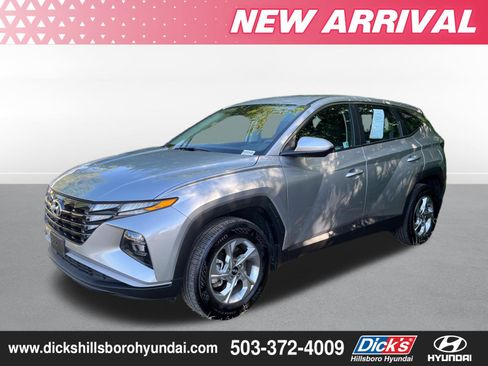 Used 2024 Hyundai Tucson SE AWD/4WD image 1