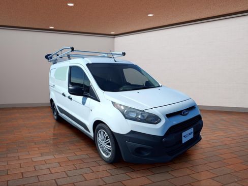 Used 2017 Ford Transit Connect XL image 2