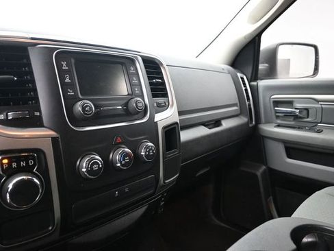 Used 2020 RAM 1500 Classic SLT RWD image 18