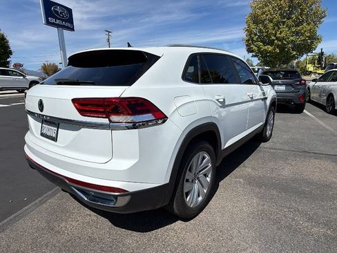 Used 2020 Volkswagen Atlas Cross Sport SE w/ Panoramic Sunroof Package FWD image 4