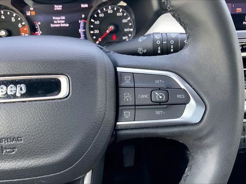 Used 2025 Jeep Compass Limited AWD/4WD image 25