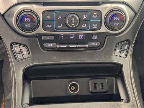Used 2017 Chevrolet Suburban Premier image 23