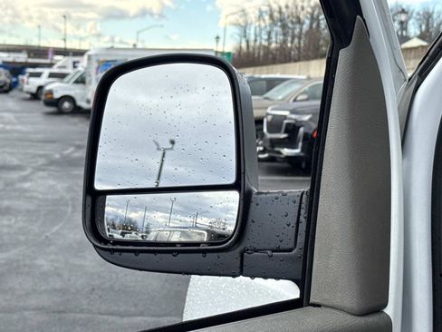 Used 2024 GMC Savana 2500 w/ Driver Convenience Package image 19