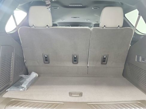 New 2026 GMC Yukon Elevation image 49