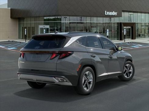 Used 2025 Hyundai Tucson SEL image 4