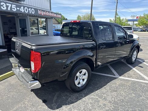 Used 2011 Nissan Frontier SV RWD image 4