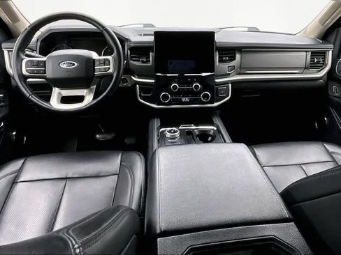 Used 2024 Ford Expedition Max XLT image 16