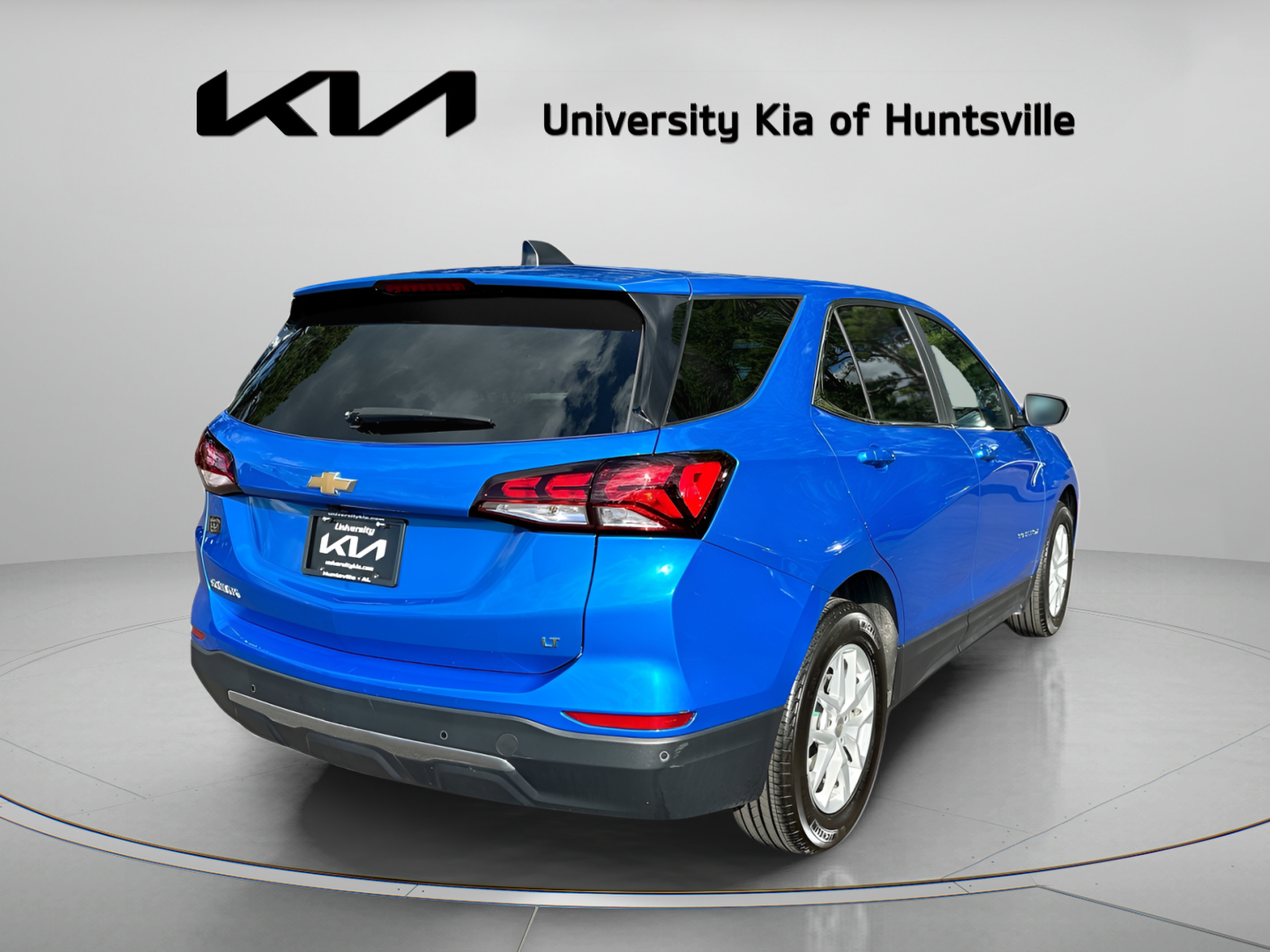 Used 2024 Chevrolet Equinox LT FWD image 8