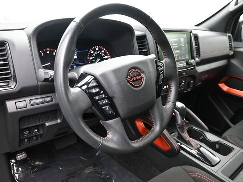 Used 2023 Nissan Frontier PRO-4X w/ Tow Package AWD/4WD image 18