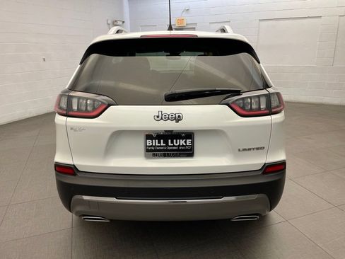 Certified 2021 Jeep Cherokee Limited w/ Elite Package FWD image 8
