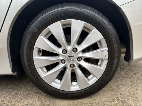 Used 2015 Honda Accord EX-L image 10