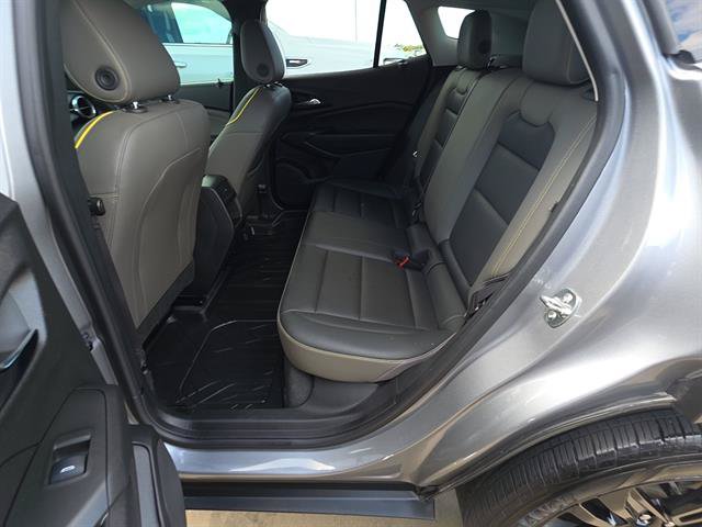 Used 2025 Chevrolet Trax ACTIV w/ Driver Confidence Package FWD image 12