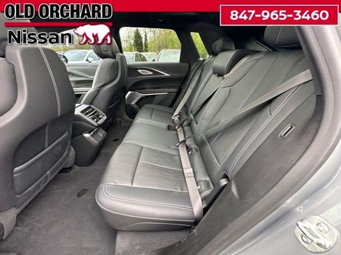 Used 2024 Cadillac Lyriq Luxury AWD/4WD image 13