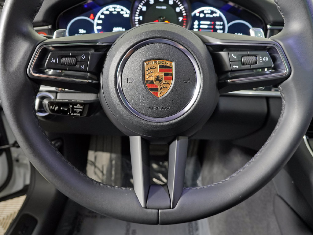 Used 2023 Porsche Panamera 4 Platinum Edition w/ Assistance Package AWD/4WD image 28