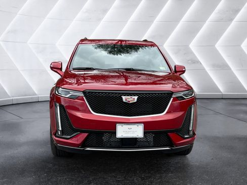New 2025 Cadillac XT6 Sport w/ Technology Package image 9