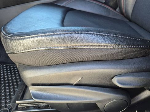 Used 2024 Jeep Compass Trailhawk image 17