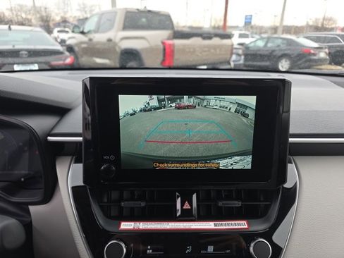 New 2026 Toyota Corolla Cross L image 18