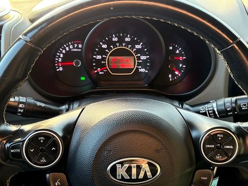 Used 2015 Kia Soul + w/ Audio Package image 19