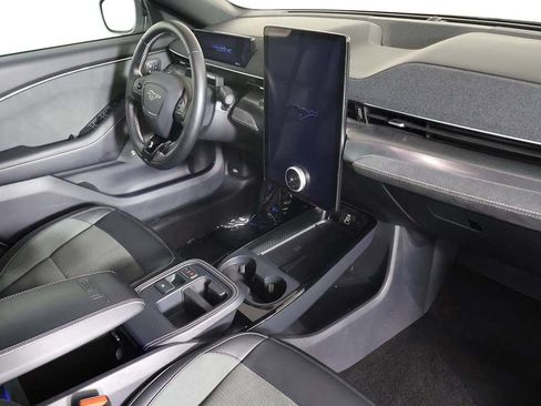 Used 2025 Ford Mustang Mach-E GT AWD/4WD image 29
