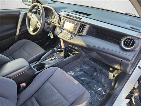 Used 2013 Toyota RAV4 XLE FWD image 20