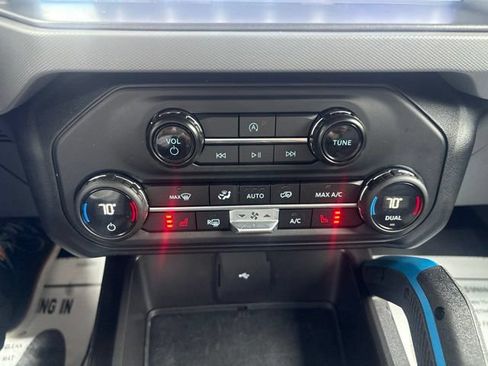 Used 2024 Ford Bronco Black Diamond AWD/4WD image 22