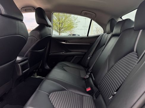 Used 2024 Toyota Camry SE image 27