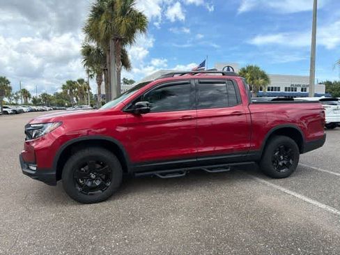 Used 2025 Honda Ridgeline Black Edition image 23