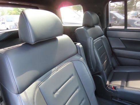 Used 2024 Hyundai Santa Fe Calligraphy AWD/4WD image 37